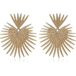 Heart Earrings Geometric Exaggerated Earrings Jewelry for Women and Girls (Gold)